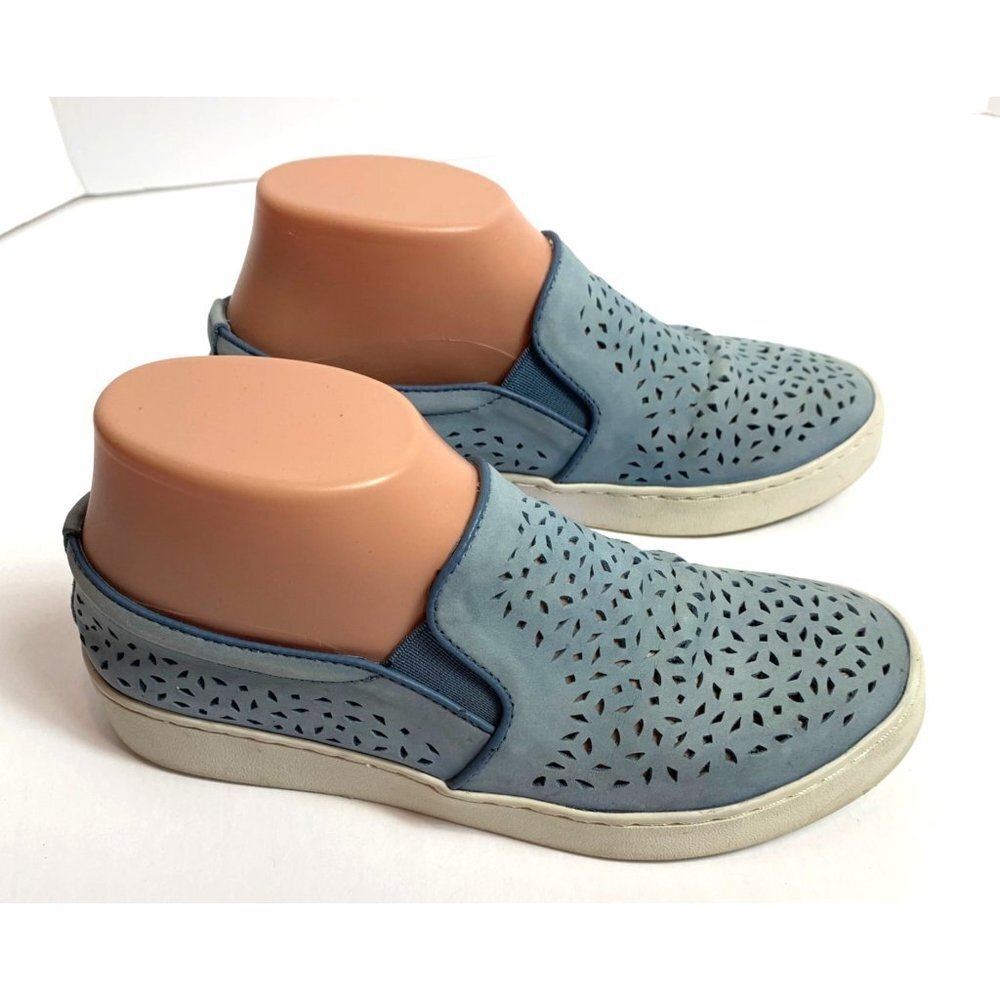 Vionic Blue Midi Perf Slip On Sneaker Size 6
